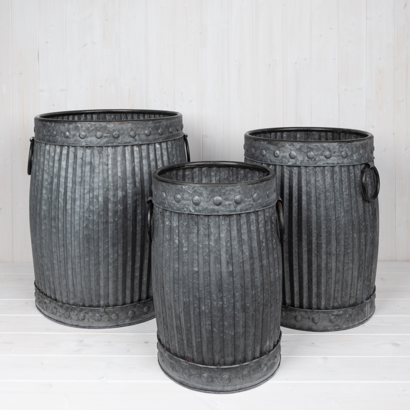 Set of Three Ribbed Zinc Planters with Handles detail page